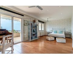 Fabulosa y Espaciosa Villa con Jardín - Licencia turística para 12 personas - Peguera