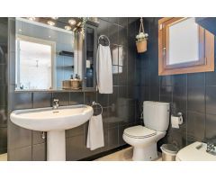 Fabulosa y Espaciosa Villa con Jardín - Licencia turística para 12 personas - Peguera