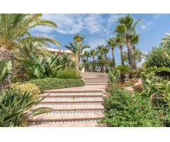 Fabulosa y Espaciosa Villa con Jardín - Licencia turística para 12 personas - Peguera