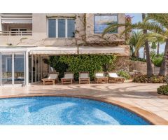 Fabulosa y Espaciosa Villa con Jardín - Licencia turística para 12 personas - Peguera