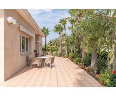 Fabulosa y Espaciosa Villa con Jardín - Licencia turística para 12 personas - Peguera