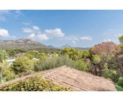 Fabulosa y Espaciosa Villa con Jardín - Licencia turística para 12 personas - Peguera