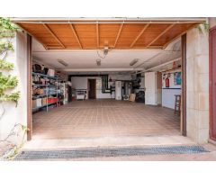 Fabulosa y Espaciosa Villa con Jardín - Licencia turística para 12 personas - Peguera