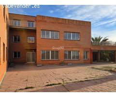 PROPIEDAD EN VENTA EN ALCARRÁS (USO ANTERIOR: RESIDENCIA ANCIANOS)
