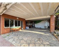 PROPIEDAD EN VENTA EN ALCARRÁS (USO ANTERIOR: RESIDENCIA ANCIANOS)