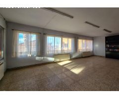 PROPIEDAD EN VENTA EN ALCARRÁS (USO ANTERIOR: RESIDENCIA ANCIANOS)