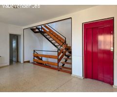 PROPIEDAD EN VENTA EN ALCARRÁS (USO ANTERIOR: RESIDENCIA ANCIANOS)