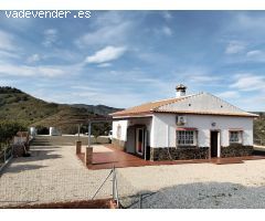 casa de campo en benamocarra