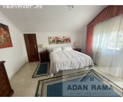 Venta de casa en Meis, de 325m2 con 5 dormitorios y 3 baños con plaza de garaje