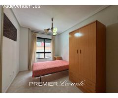 Vivienda en Campoamor, amueblada y equipada, con 2 hab y 1 baño, cerca del centro.