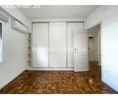 Piso reformado 3 habitaciones en el corazón de Alicante