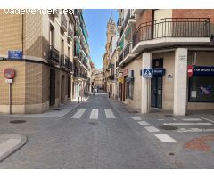 En el corazón palpitante de Antequera, una joya del pasado espera un nuevo futuro.