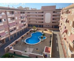 Apartamento con garaje  privado y piscina