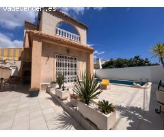 Hermosa villa con piscina privada en La Florida