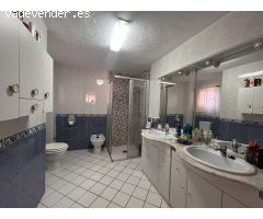 Hermosa villa con piscina privada en La Florida