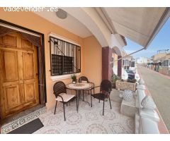 Preciosa Vivienda Tipo Quad de 3 Dormitorios y 2 Baños con Piscina Comunitaria en Comunidad Cerrada 