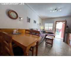 Preciosa Vivienda Tipo Quad de 3 Dormitorios y 2 Baños con Piscina Comunitaria en Comunidad Cerrada 