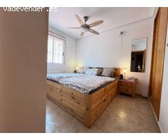 Preciosa Vivienda Tipo Quad de 3 Dormitorios y 2 Baños con Piscina Comunitaria en Comunidad Cerrada 