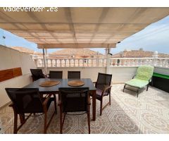 Preciosa Vivienda Tipo Quad de 3 Dormitorios y 2 Baños con Piscina Comunitaria en Comunidad Cerrada 