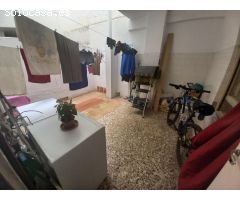 SE VENDE PISO