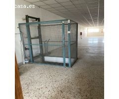 ESTUPENDA NAVE IDEAL PARA VENTAS EN INMEJORABLE UBICACIÓN COMERCIAL EN CARRÚS