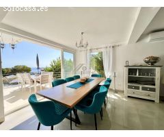Casa independiente en una sola planta con piscina y parcela de 1.600m2 en Benalmadena