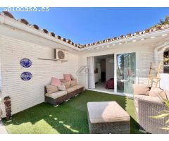Casa independiente en una sola planta con piscina y parcela de 1.600m2 en Benalmadena