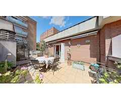 Magnífica vivienda con gran terraza y piscina
