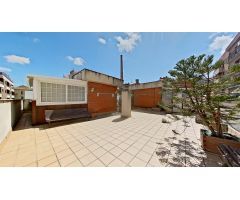 Magnífica vivienda con gran terraza y piscina