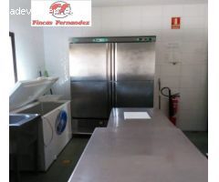 VENTA LOCAL BAR RESTAURANTE Y 5 ESTUDIOS. PRECIO  550.000 €