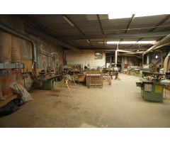 En Alquiler Taller de carpintería de madera