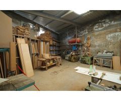 En Alquiler Taller de carpintería de madera