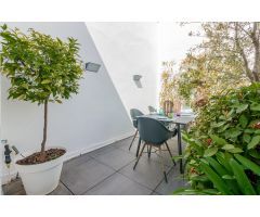 LUJOSO ATICO CON VISTAS, 2 TERRAZAS, EXTERIOR, REFORMADO, AMUEBLADO  ALQUILER  DE 4 a 11 MESES