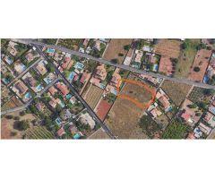 MAGNIFICA PARCELA URBANA de 1596m2  en urbanización próxima Ermita Vila-real (Castellón)