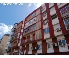 SE VENDE PISO /ASCENSOR/BIEN CUIDADO /TODO EXTERIOR/3 BALCONES