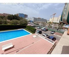 Se alquila piso en muy buena zona con urbanizacion con piscina