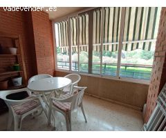 Se alquila piso en muy buena zona con urbanizacion con piscina
