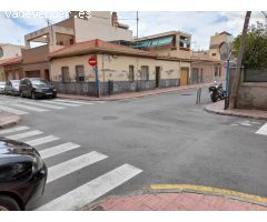 SE VENDE CASA EN MUY BUENA ZONA ,REFORMADA