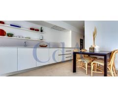 SE VENDE BUNGALOW / PISCINA COMUNITARIA / TORREVIEJA