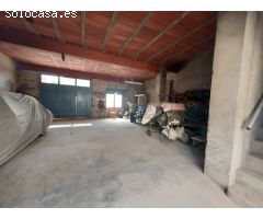 SE VENDE CASA DE PUEBLO , 2, PLANTAS, INDEPENDIENTE, SIN VECINOS, GRANDE, PARA REFORMAR