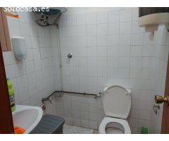 SE VENDE LOCAL BIEN UBICACO CON CÁMARAS FRIGORÍFICAS