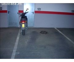 SE VENDE PLAZA DE GARAJE , ZONA MONTEMAR , SOTANO 1