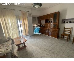 Se Alquila Piso en zona Colón