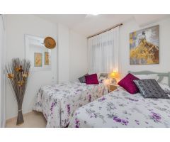 Impecable apartamento de dos dormitorios en edificio Orbiplaya, con piscina comunitaria y garaje inc