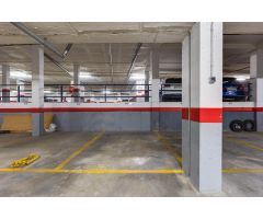 Impecable apartamento de dos dormitorios en edificio Orbiplaya, con piscina comunitaria y garaje inc