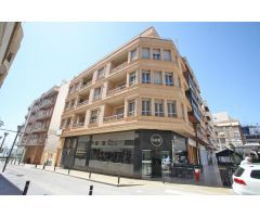SE VENDEN 4 PLANTAS EDIFICIO EN EL CENTRO TORREVIEJA