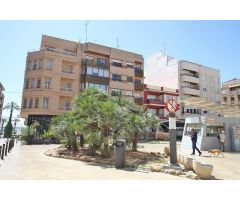 SE VENDEN 4 PLANTAS EDIFICIO EN EL CENTRO TORREVIEJA