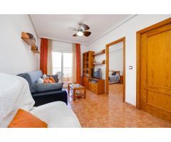 SE VENDE BONITO Y LUMINOSO APARTAMENTO EN LA PLAYA DEL CURA!!!!!!!