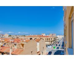 SE VENDE BONITO Y LUMINOSO APARTAMENTO EN LA PLAYA DEL CURA!!!!!!!