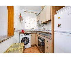 SE VENDE BONITO Y LUMINOSO APARTAMENTO EN LA PLAYA DEL CURA!!!!!!!